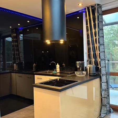 Z Prywatnym Tarasem Na Dachu Ogien 8